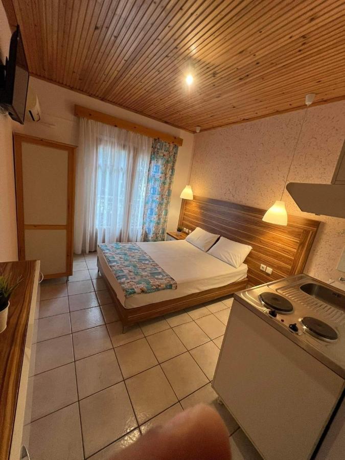 Sun Helios Garden Aparthotel Limenas  Exterior photo